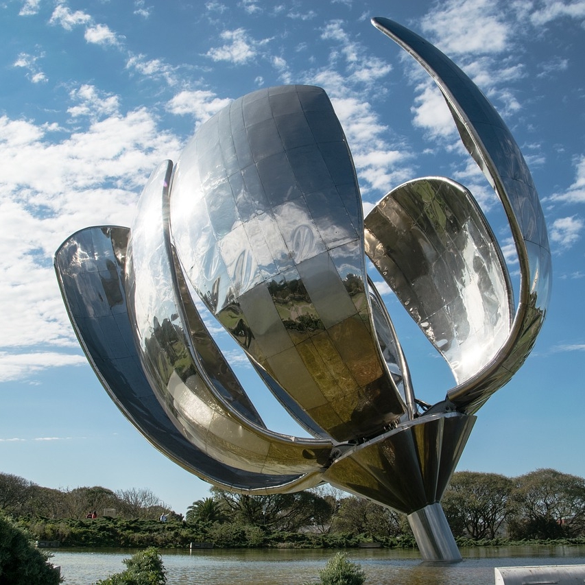 Floralis Generica, outdoor sculpture in Buenos Aires, Argentina